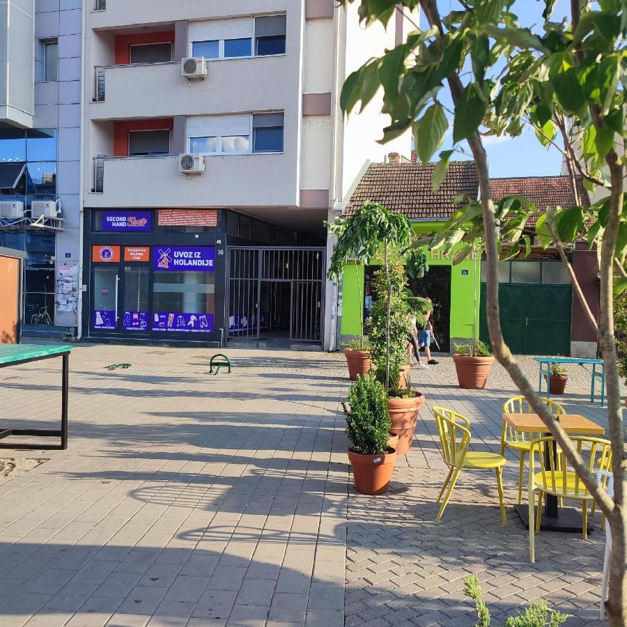 Centar Novi Sad-Apartman No 1 ภายนอก รูปภาพ