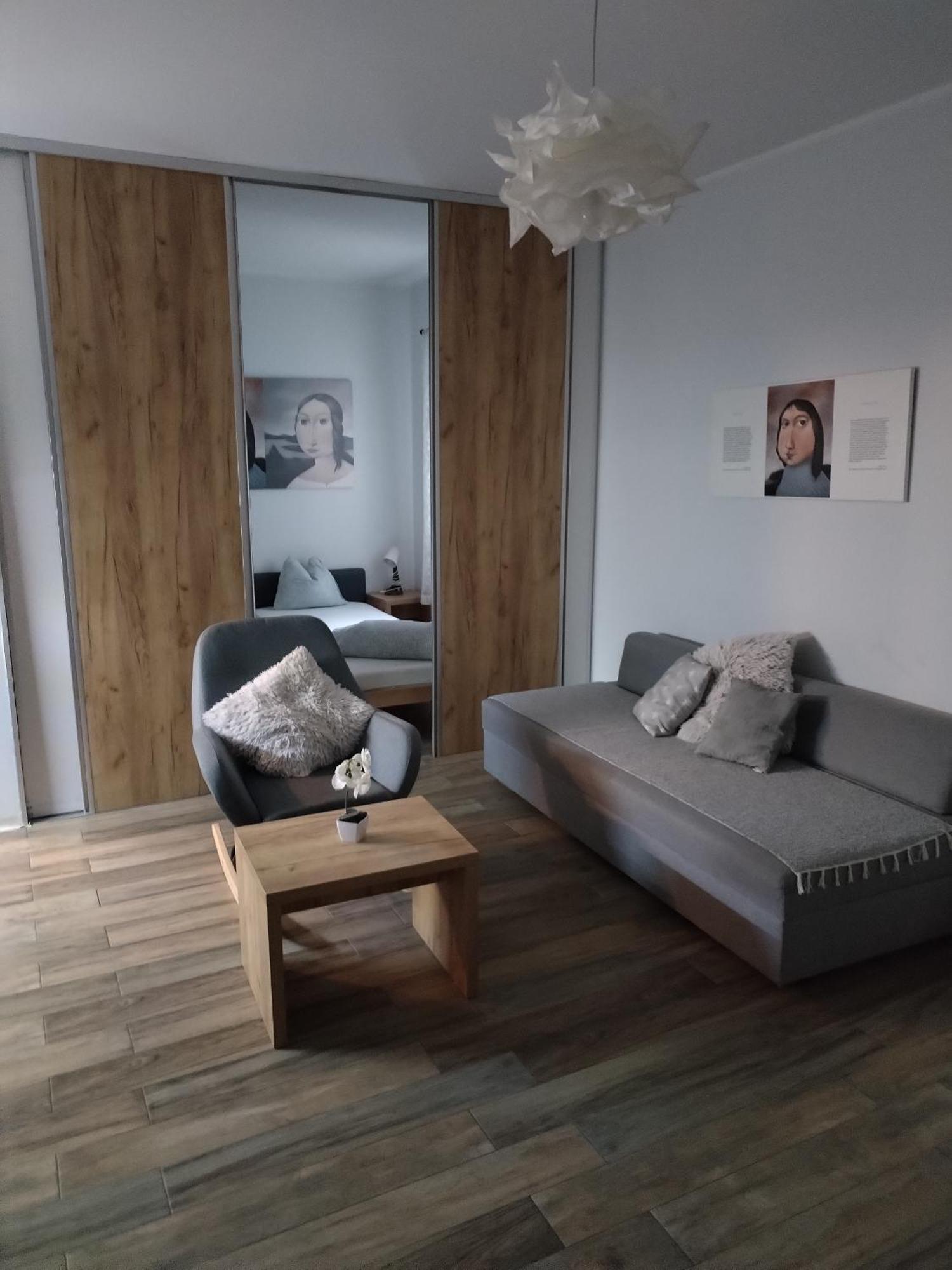 Centar Novi Sad-Apartman No 1 ภายนอก รูปภาพ